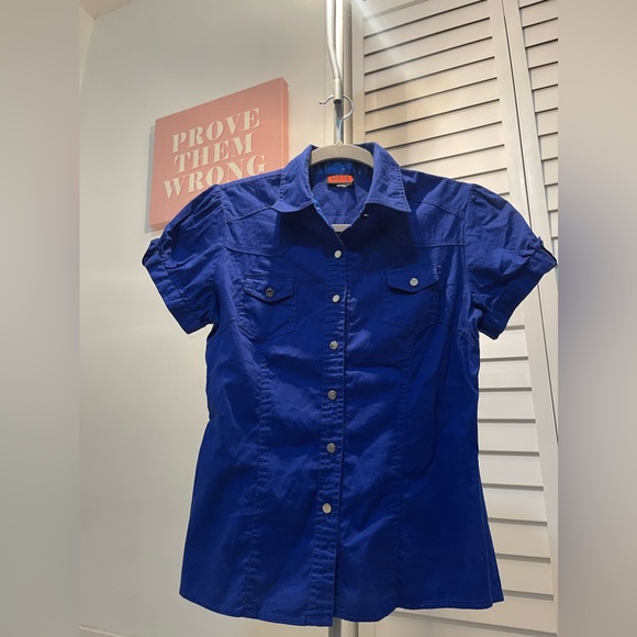 Button Down Shirt - Picture 6 of 6